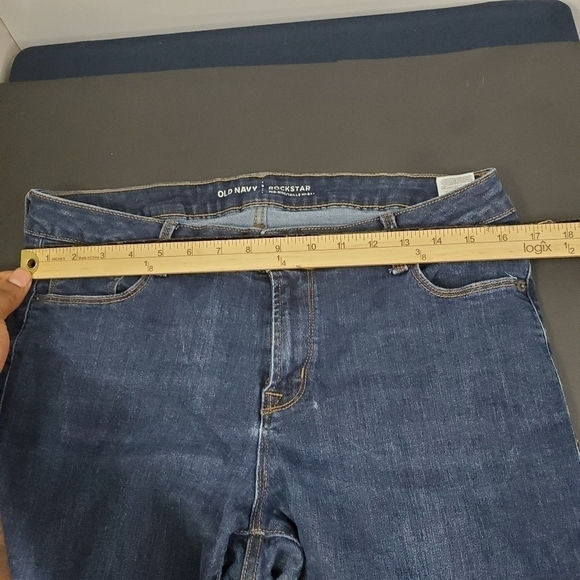 Old Navy Rockstar Mid Rise Jeans Women's Size 14 Long - Picture 8 of 12